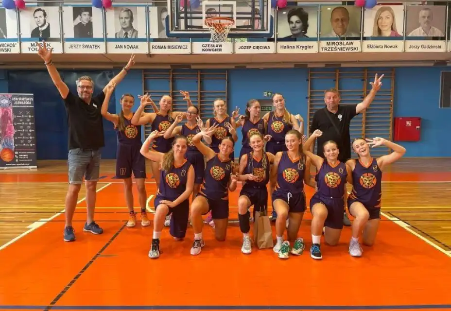 Bronz z Polska vezou U17!