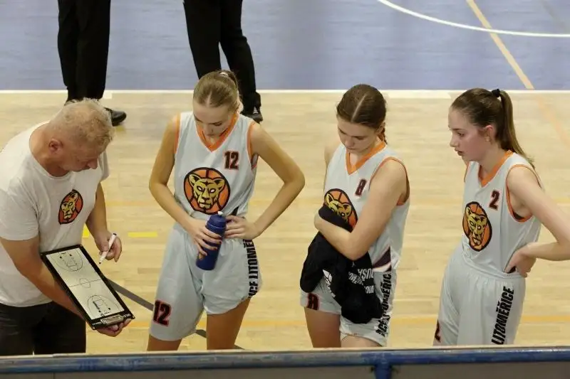 Juniorky U19 vstupují do druhé poloviny soutěže výhrou